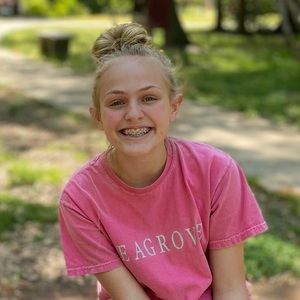 Meet your Posher, Lauren